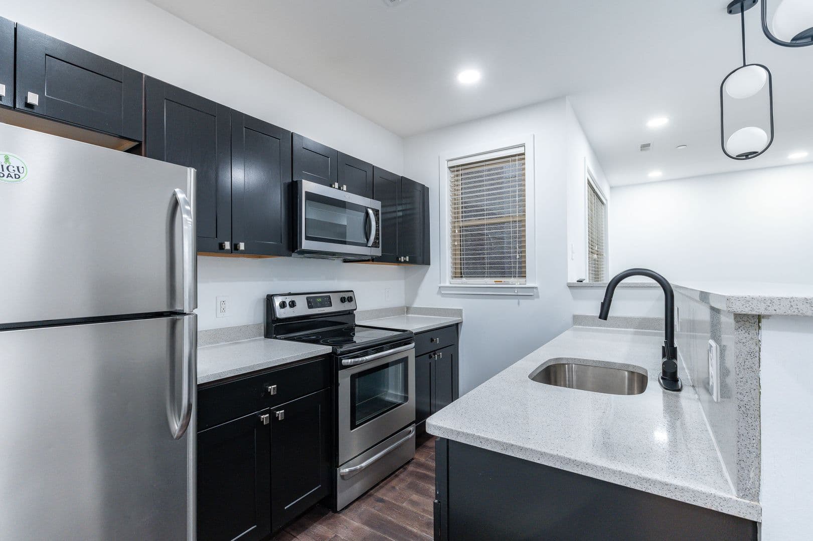 Philadelphia Apartment: 1407-09 N 15th St