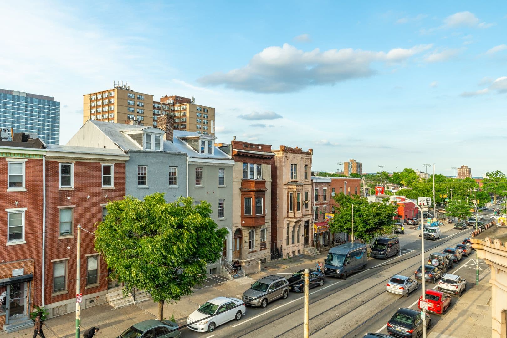 Philadelphia Apartment: 999 N 15th St