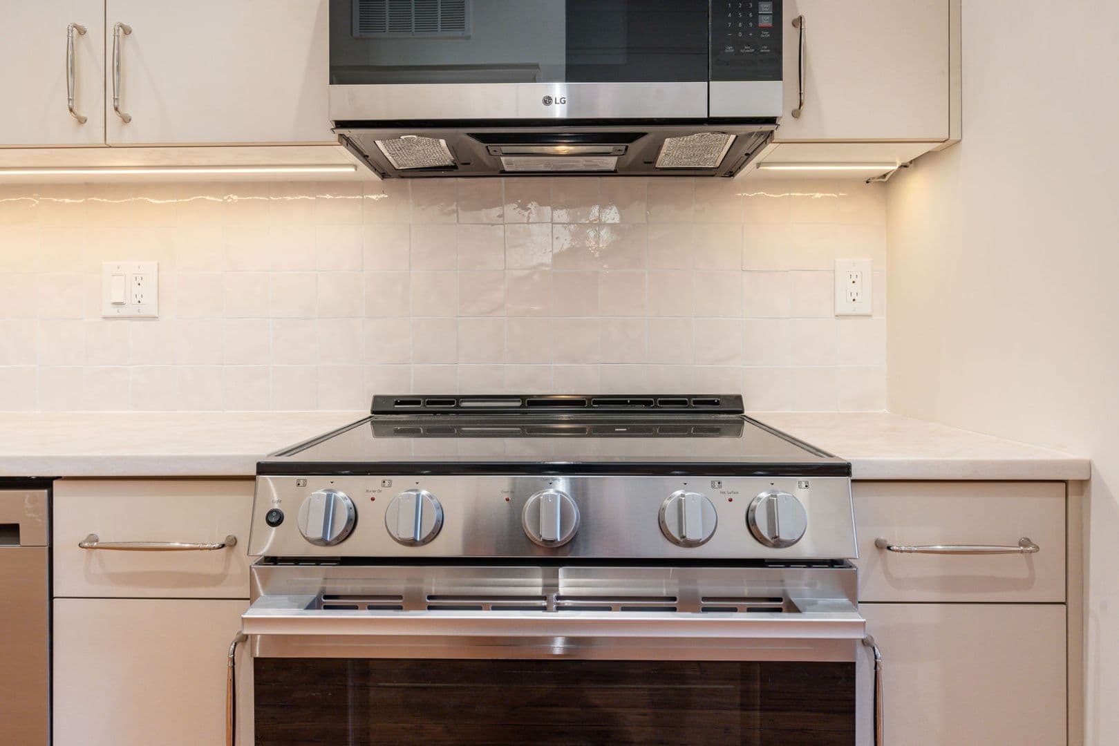 Philadelphia Apartment: 814 North Broad Street