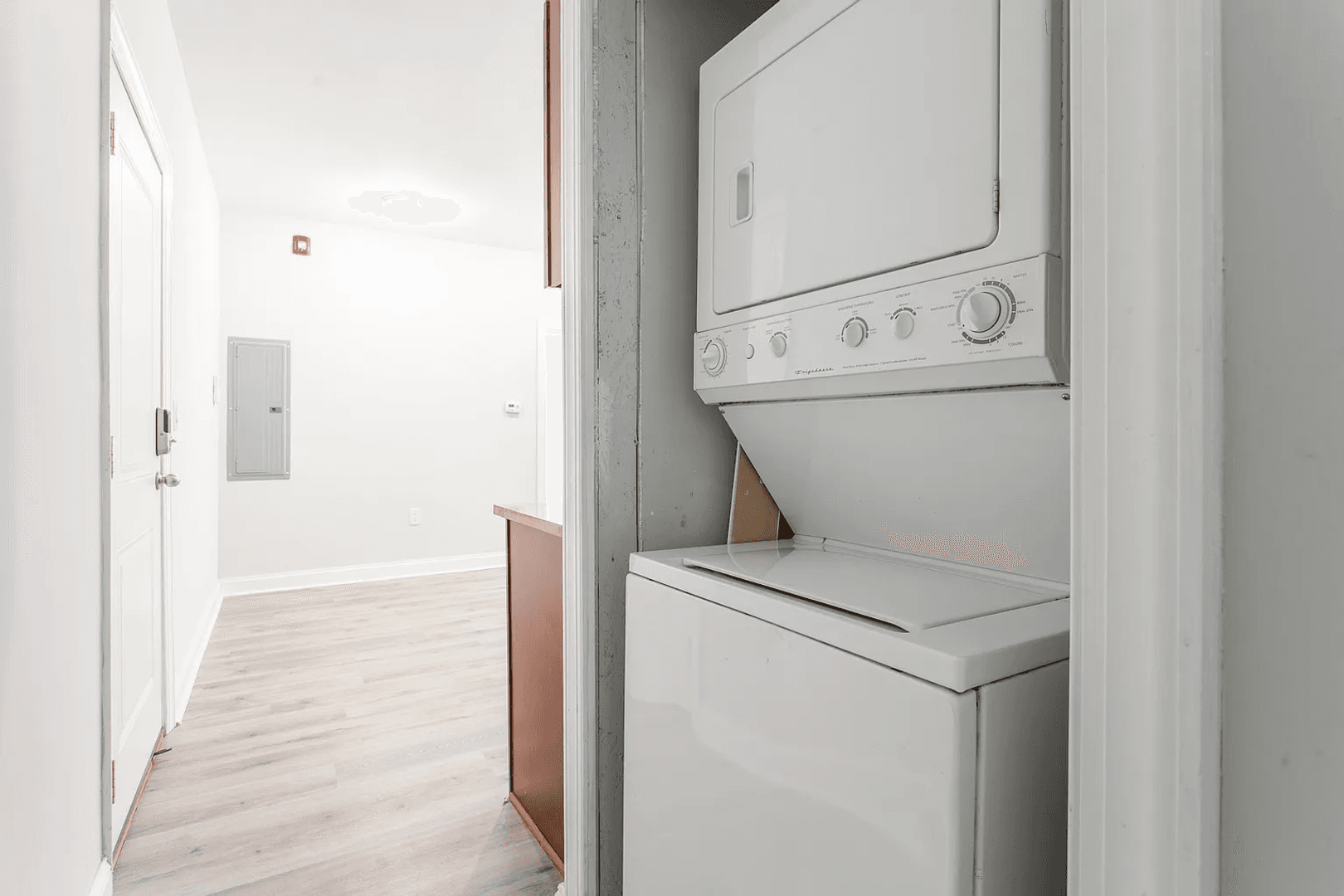 Philadelphia Apartment: 1707 Master Street