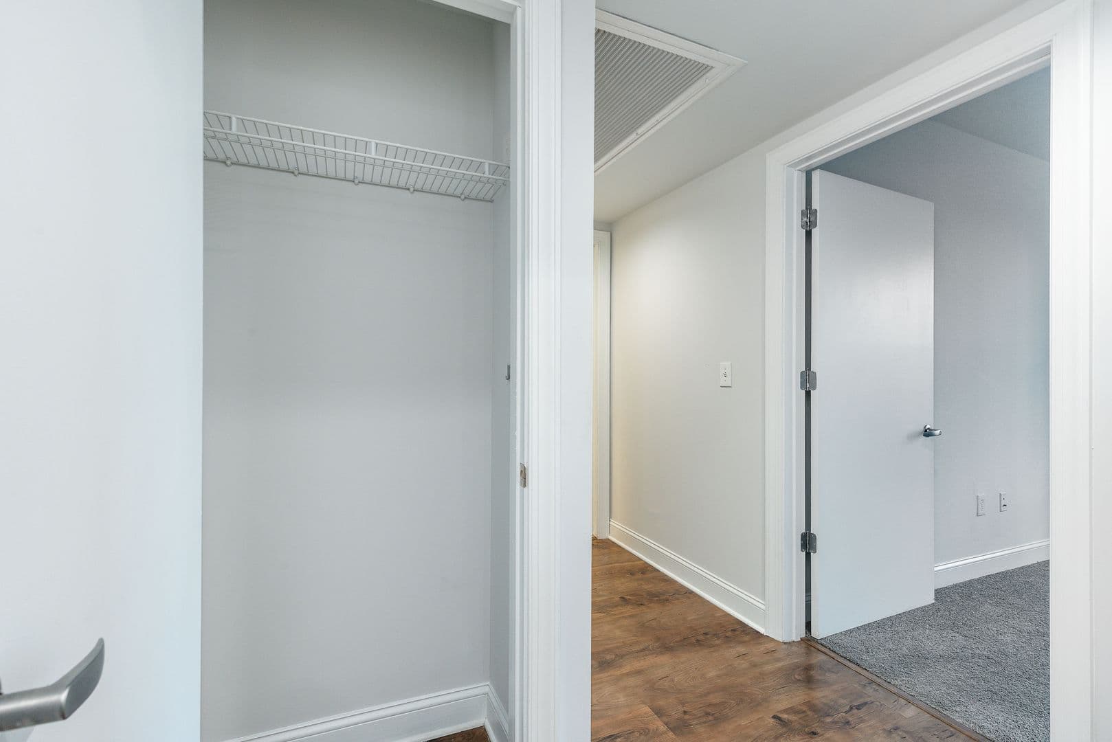 Penn Wynne Apartment: 18 E Lancaster Ave