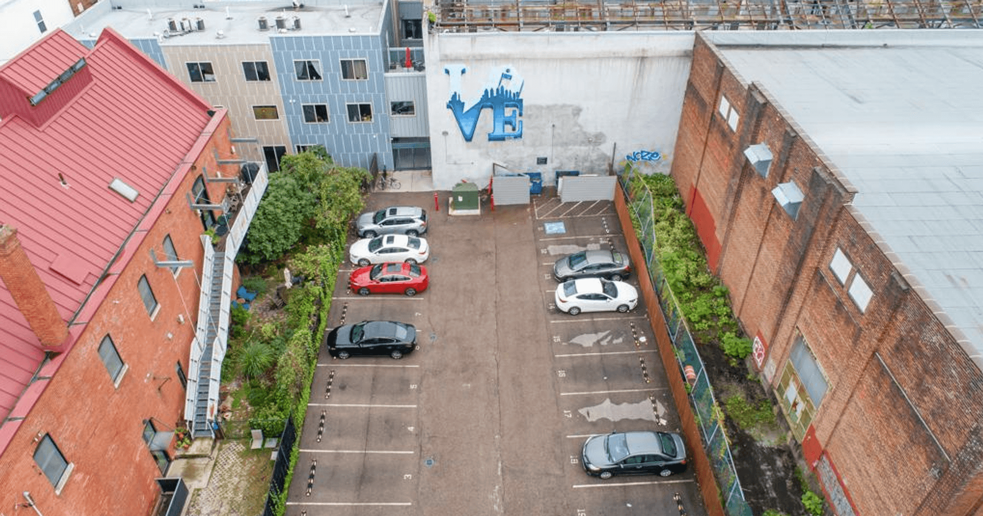 Philadelphia Townhome: 1221 Mt Vernon St