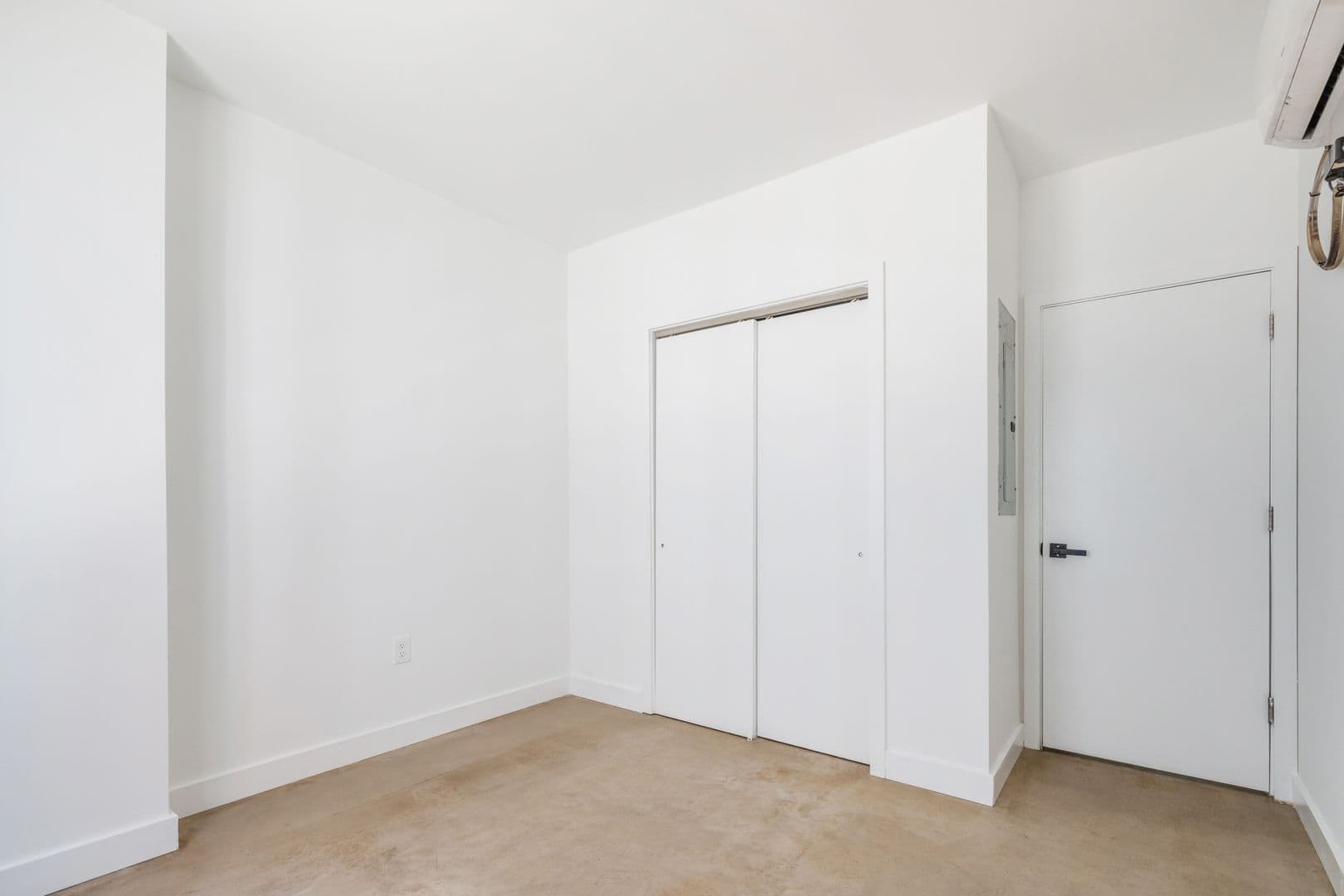 Philadelphia Apartment: 3003 W Glenwood Ave