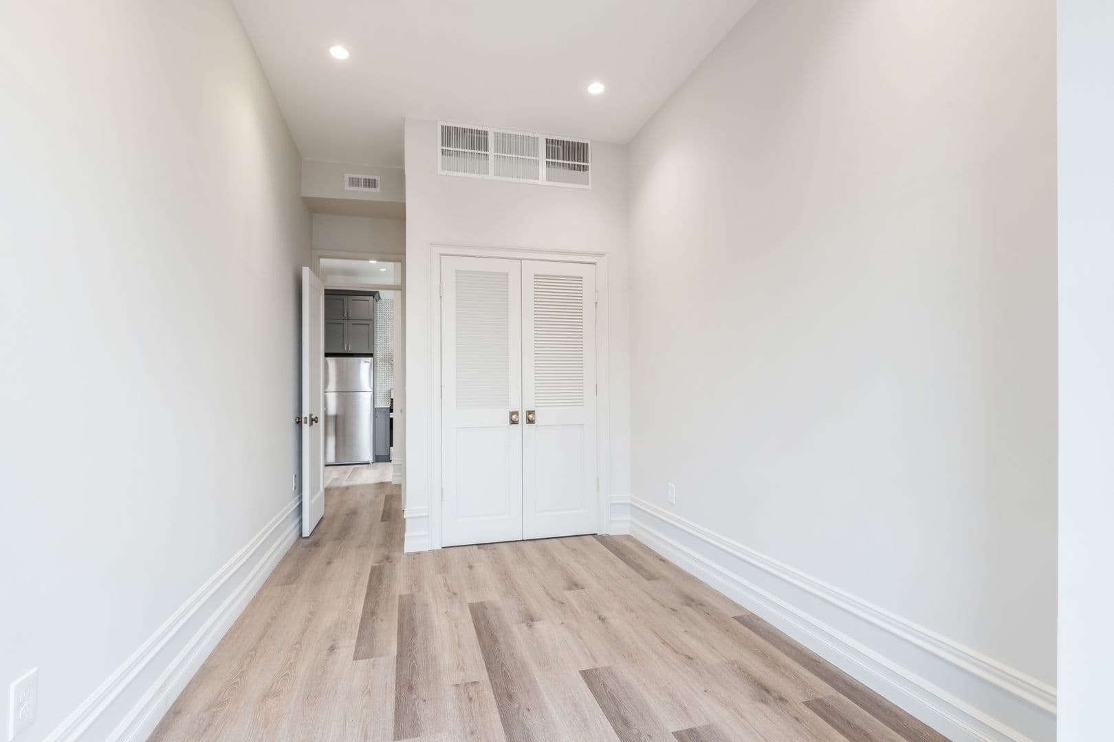 Philadelphia Apartment: 999 N 15th St