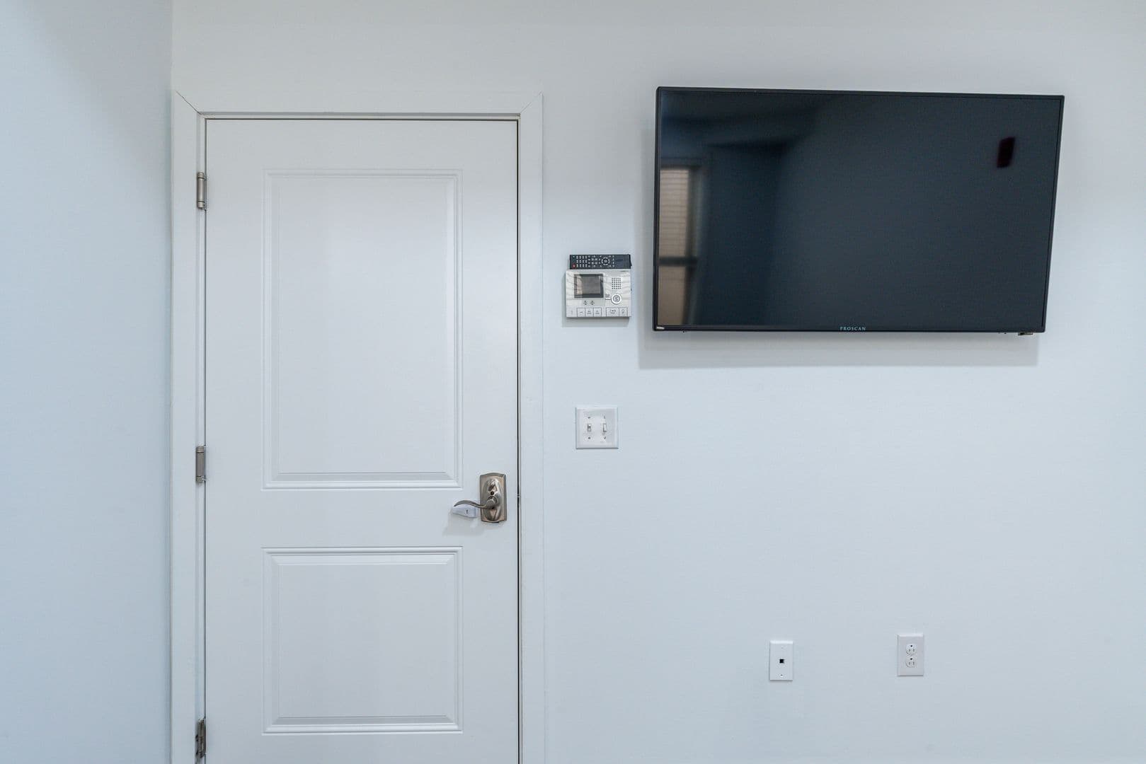Philadelphia Apartment: 1407-09 N 15th St
