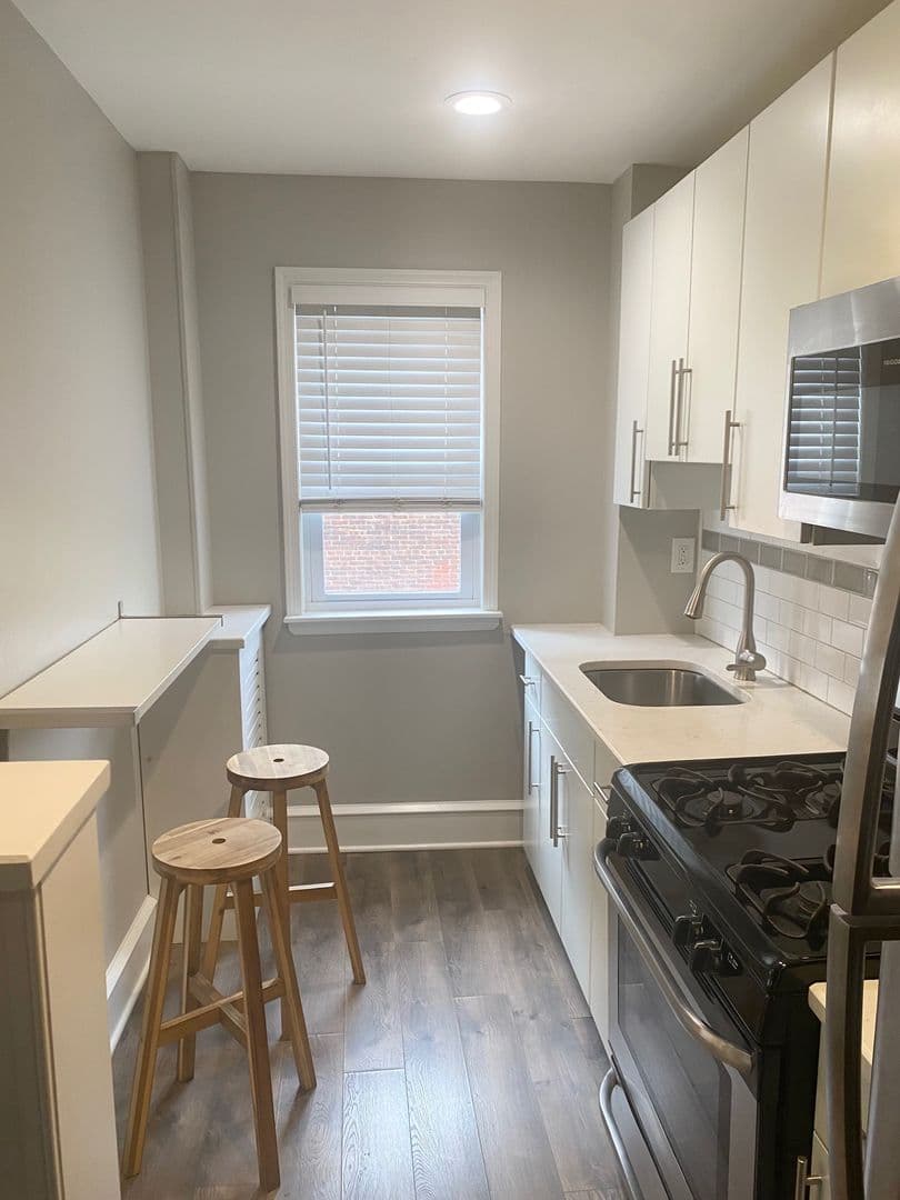 Philadelphia Apartment: 804 N. 16th Street