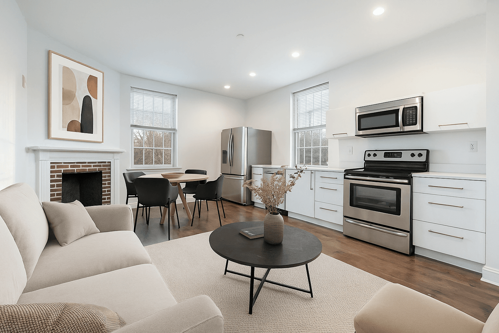 Penn Wynne Apartment: 18 E Lancaster Ave