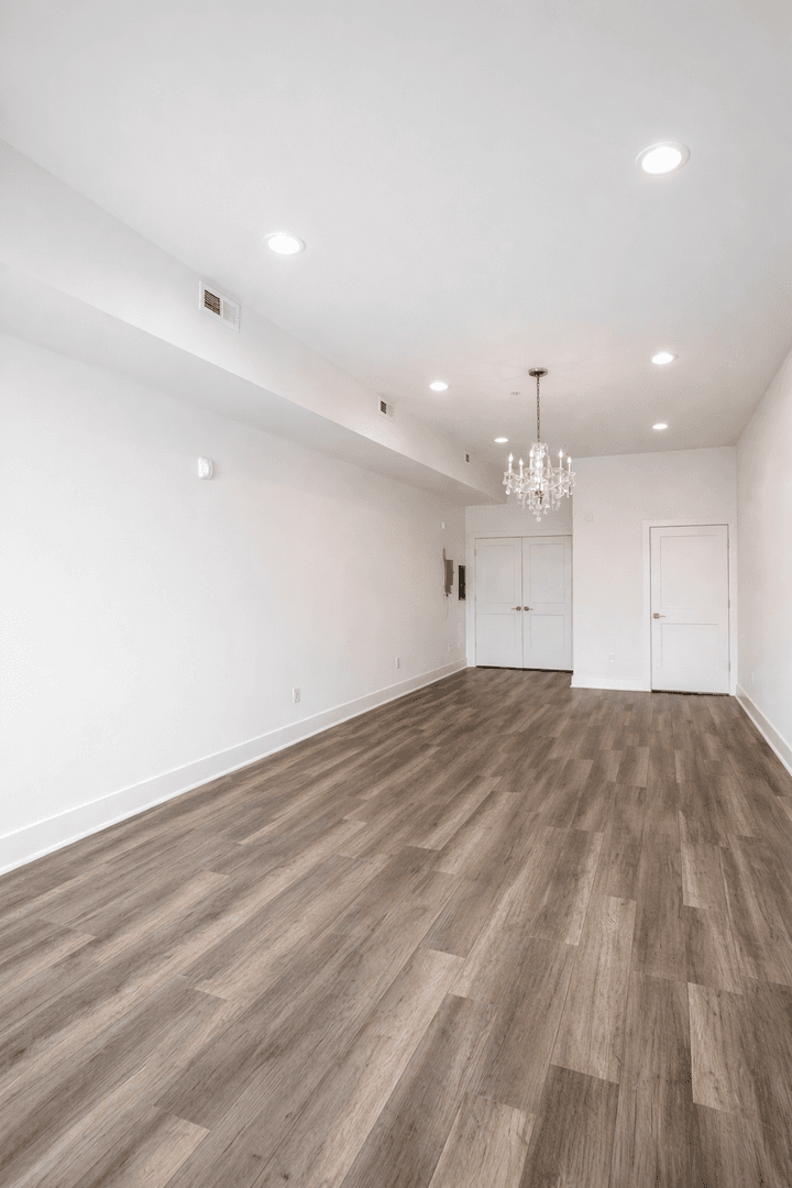 Philadelphia Apartment: 2206-2208 Ridge Ave