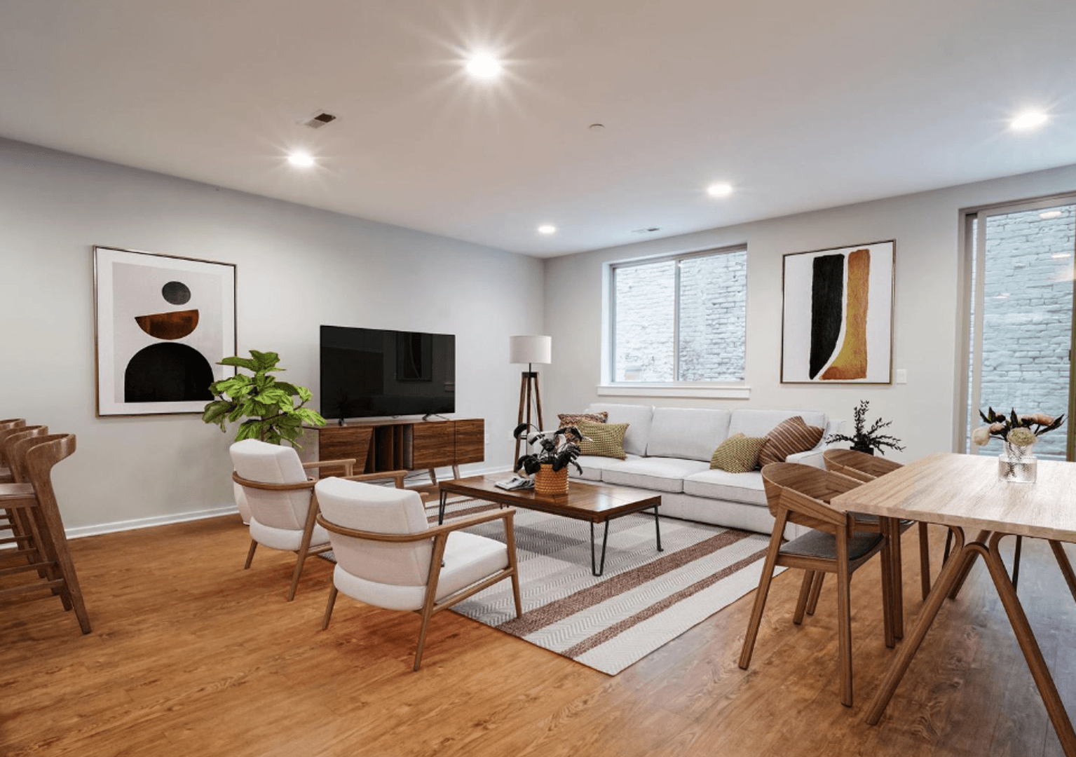 Philadelphia Townhome: 1221 Mt Vernon St