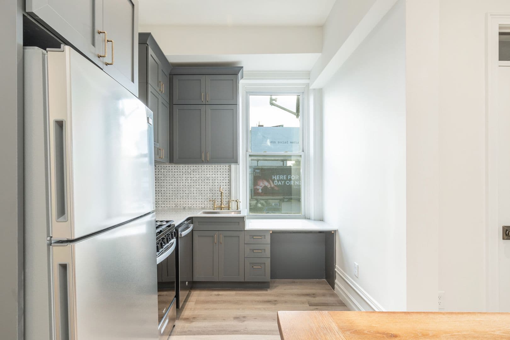 Philadelphia Apartment: 999 N 15th St