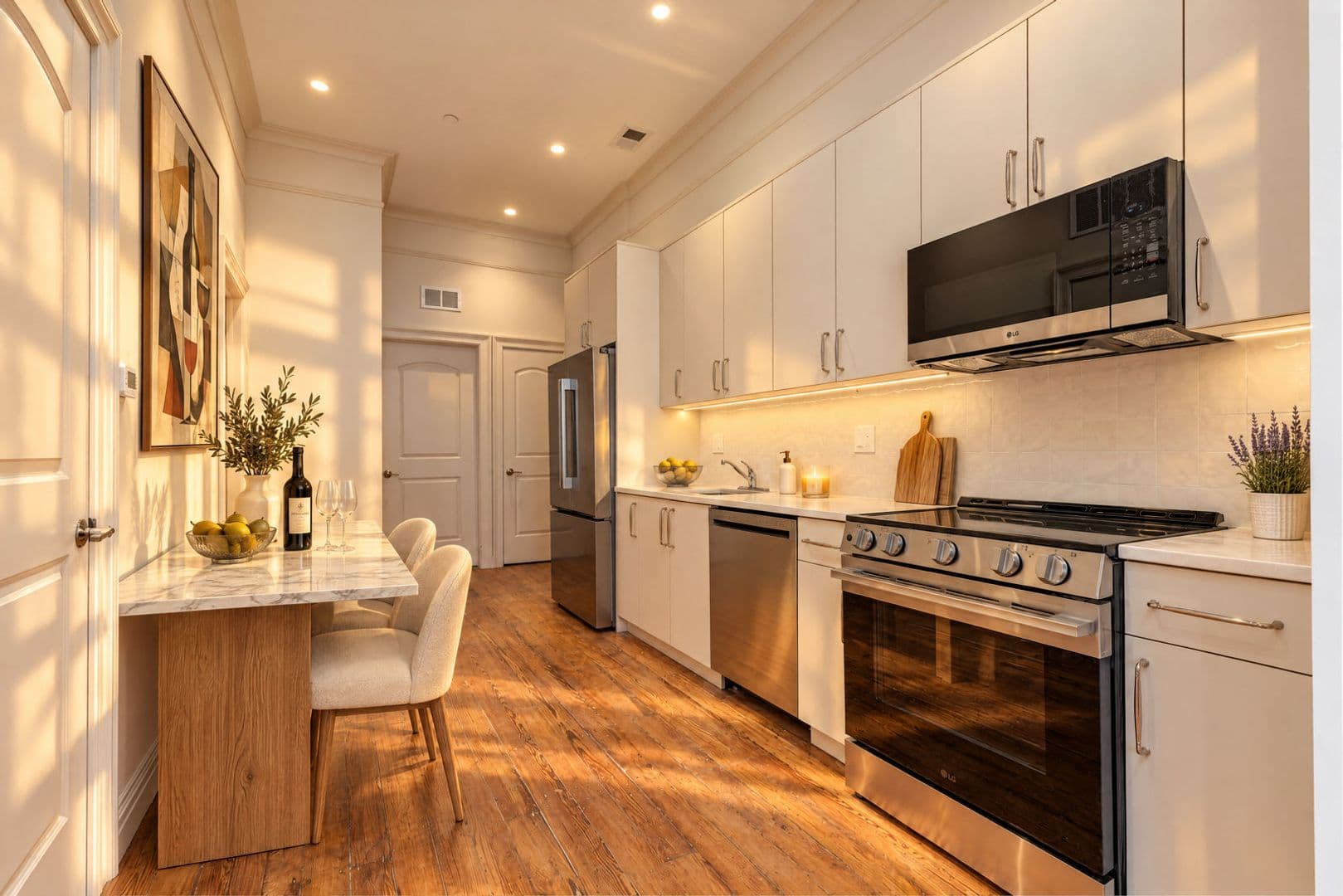 Philadelphia Apartment: 814 North Broad Street