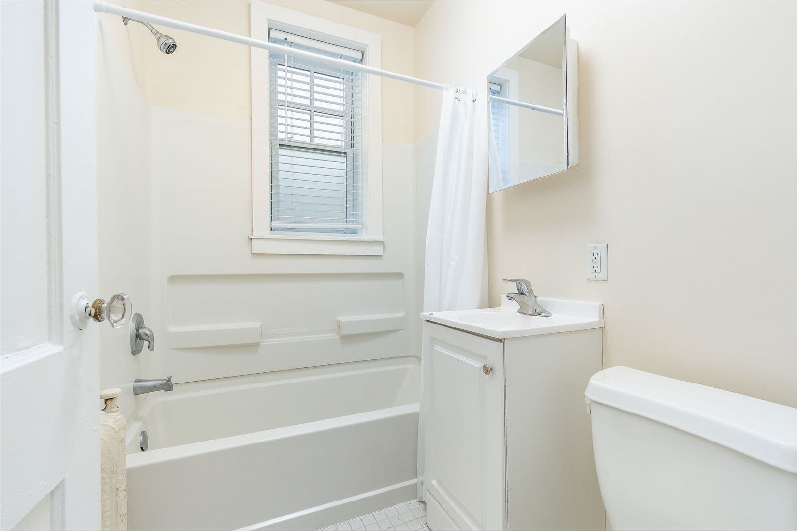 Philadelphia Apartment: 3601-3605 Powelton Avenue