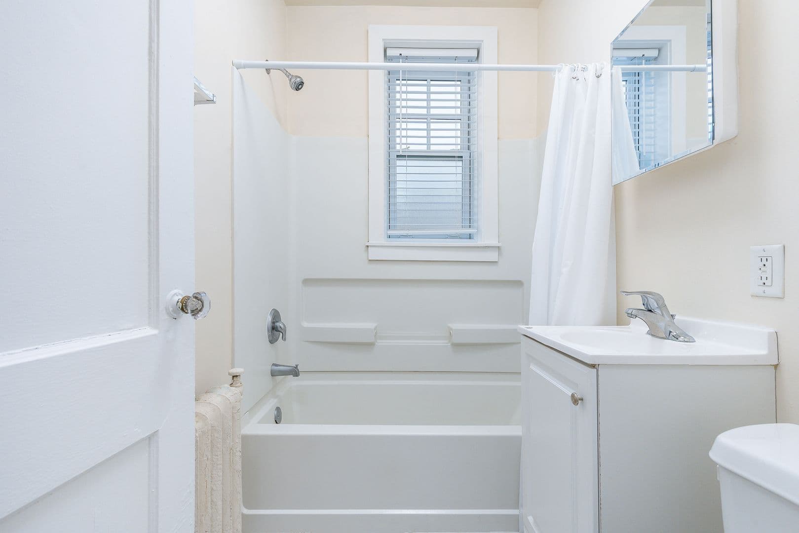 Philadelphia Apartment: 3601-3605 Powelton Avenue