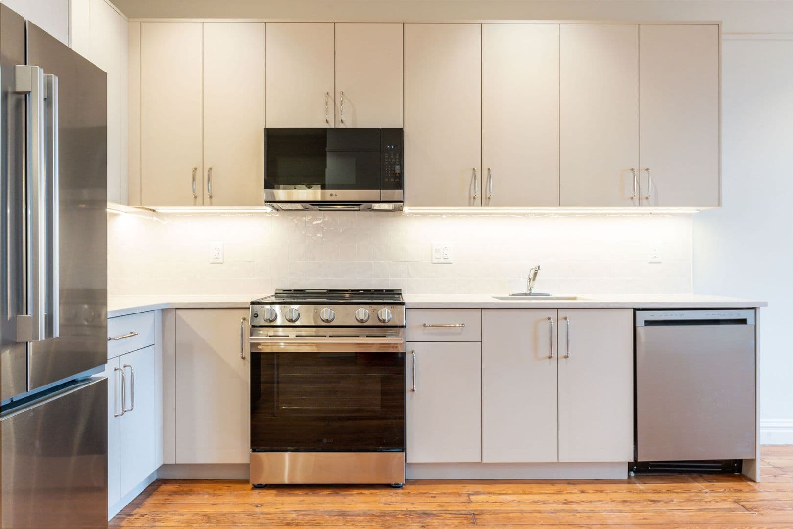 Philadelphia Apartment: 814 North Broad Street