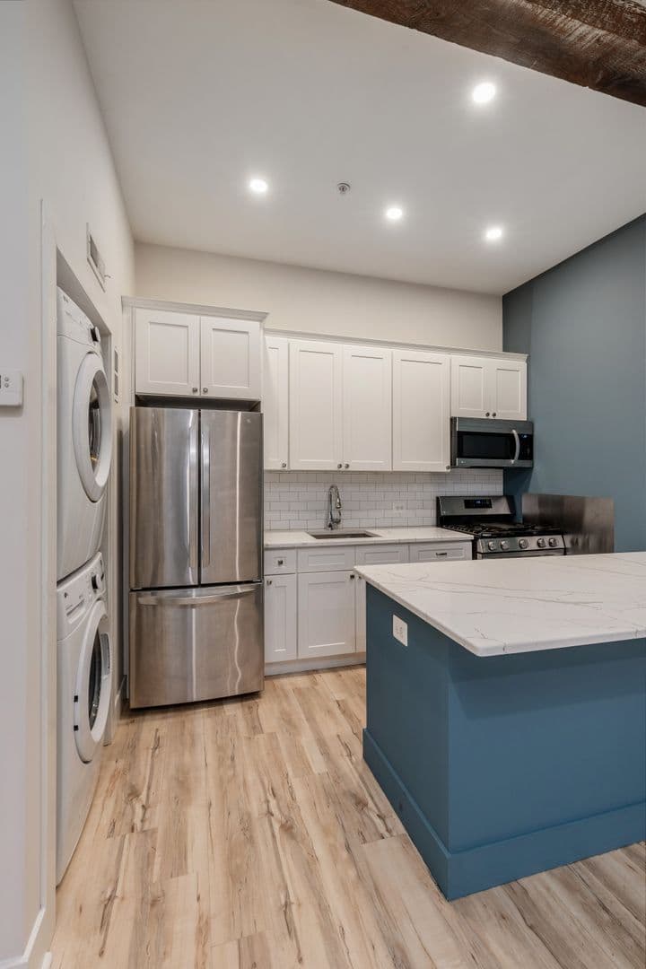 Philadelphia Apartment: 1837 N Gratz Street