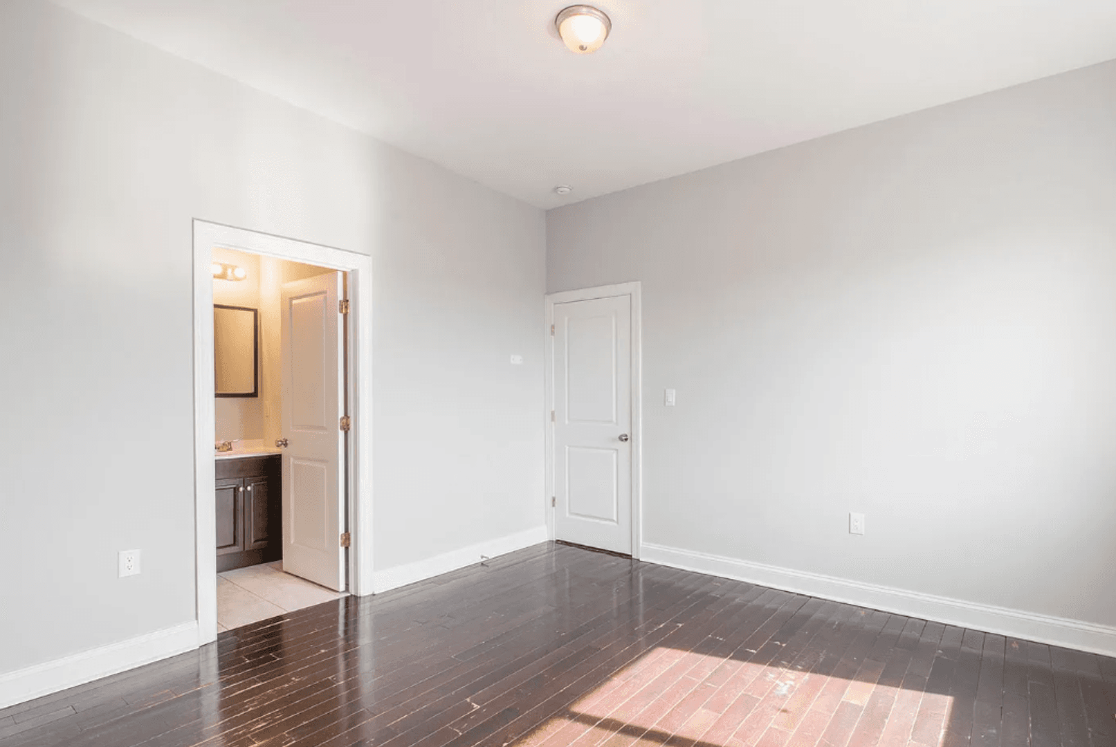 Philadelphia Apartment: 1707 Master Street