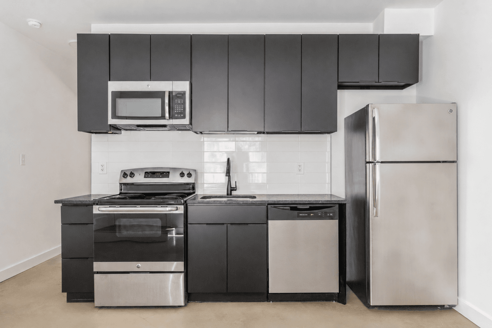 Philadelphia Apartment: 3003 W Glenwood Ave