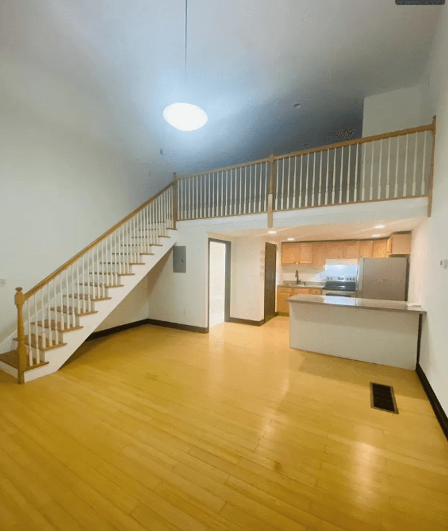 Philadelphia Apartment: 641 N 15th ST