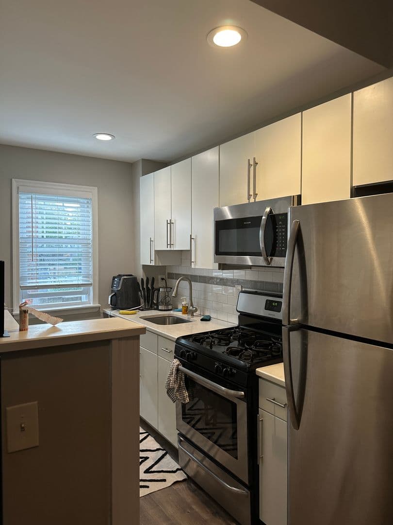Philadelphia Apartment: 804 N. 16th Street