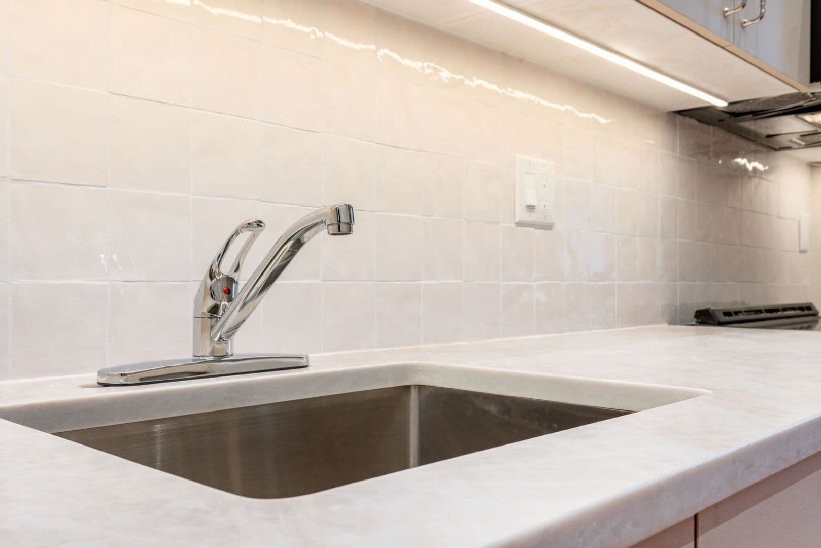Philadelphia Apartment: 814 North Broad Street