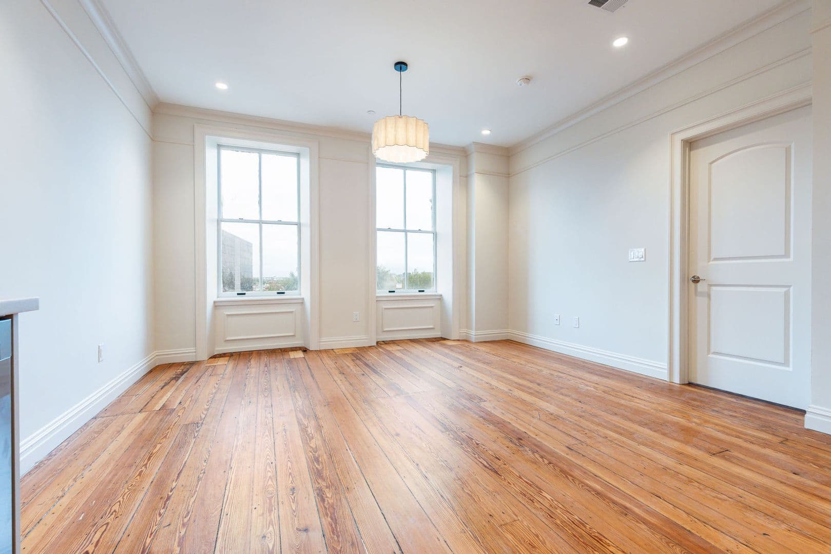 Philadelphia Apartment: 814 North Broad Street