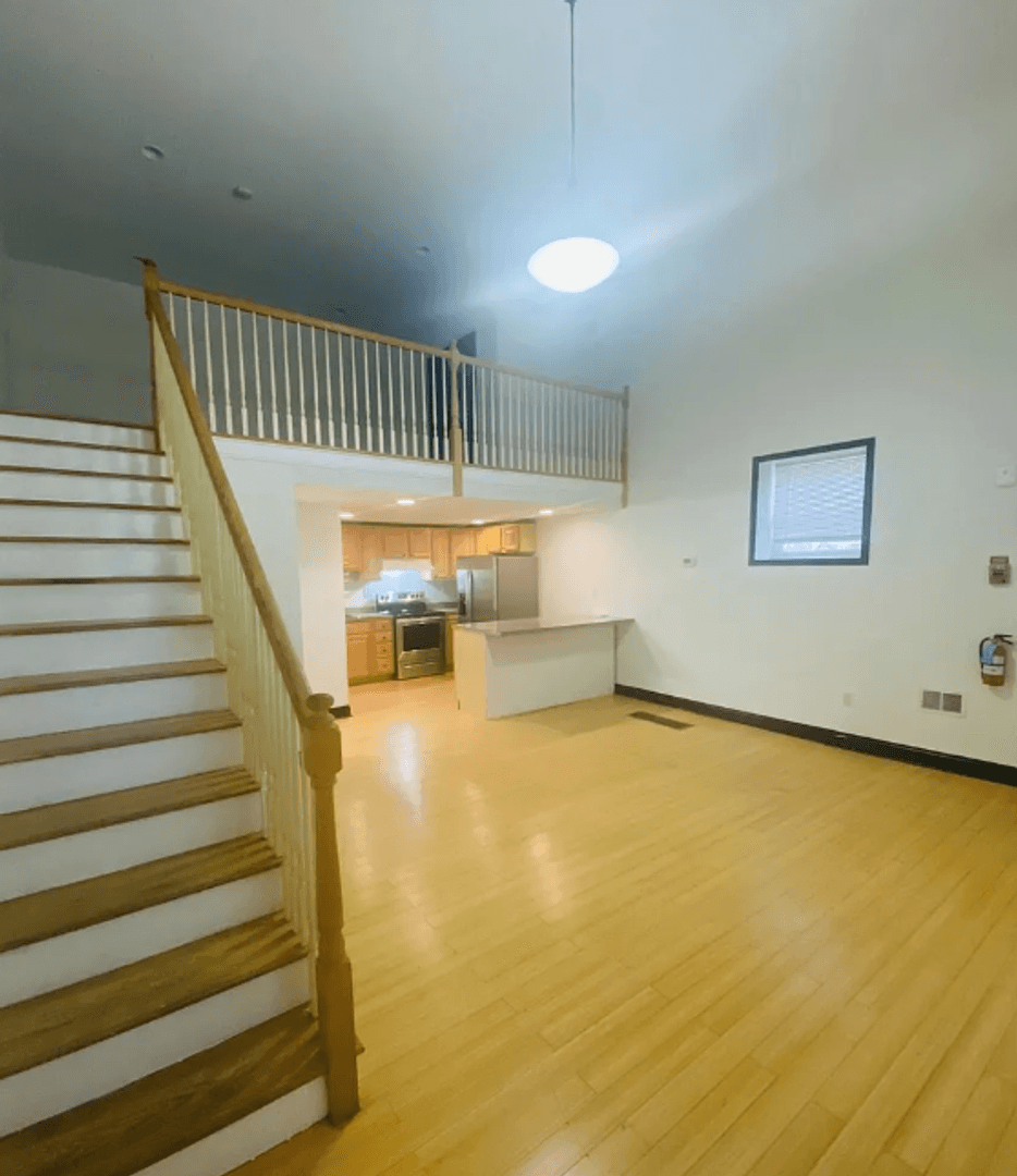 Philadelphia Apartment: 641 N 15th ST
