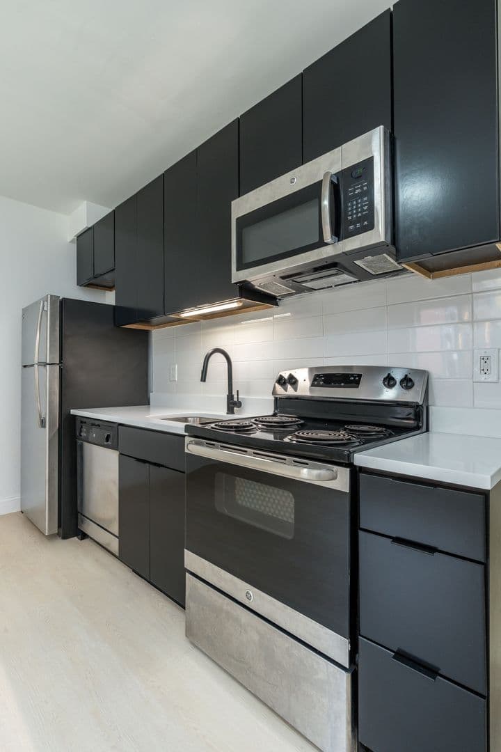 Philadelphia Apartment: 3003 W Glenwood Ave