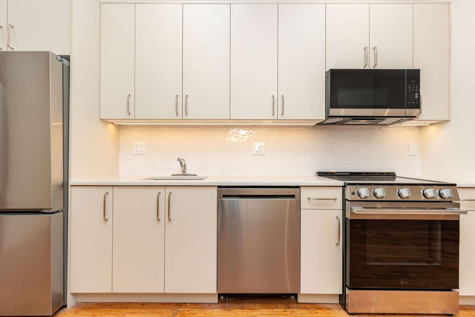 Philadelphia Apartment: 814 North Broad Street