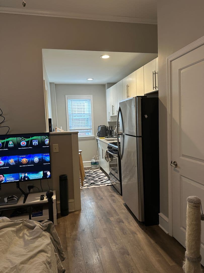 Philadelphia Apartment: 804 N. 16th Street