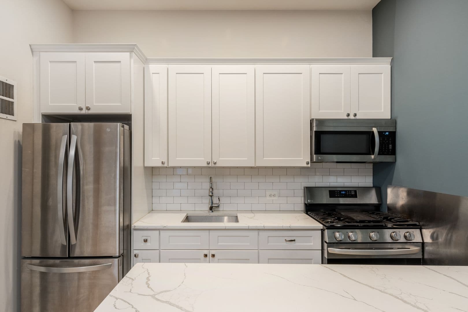 Philadelphia Apartment: 1837 N Gratz Street