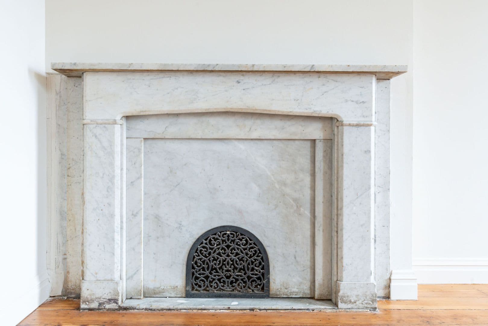 Philadelphia Apartment: 814 North Broad Street