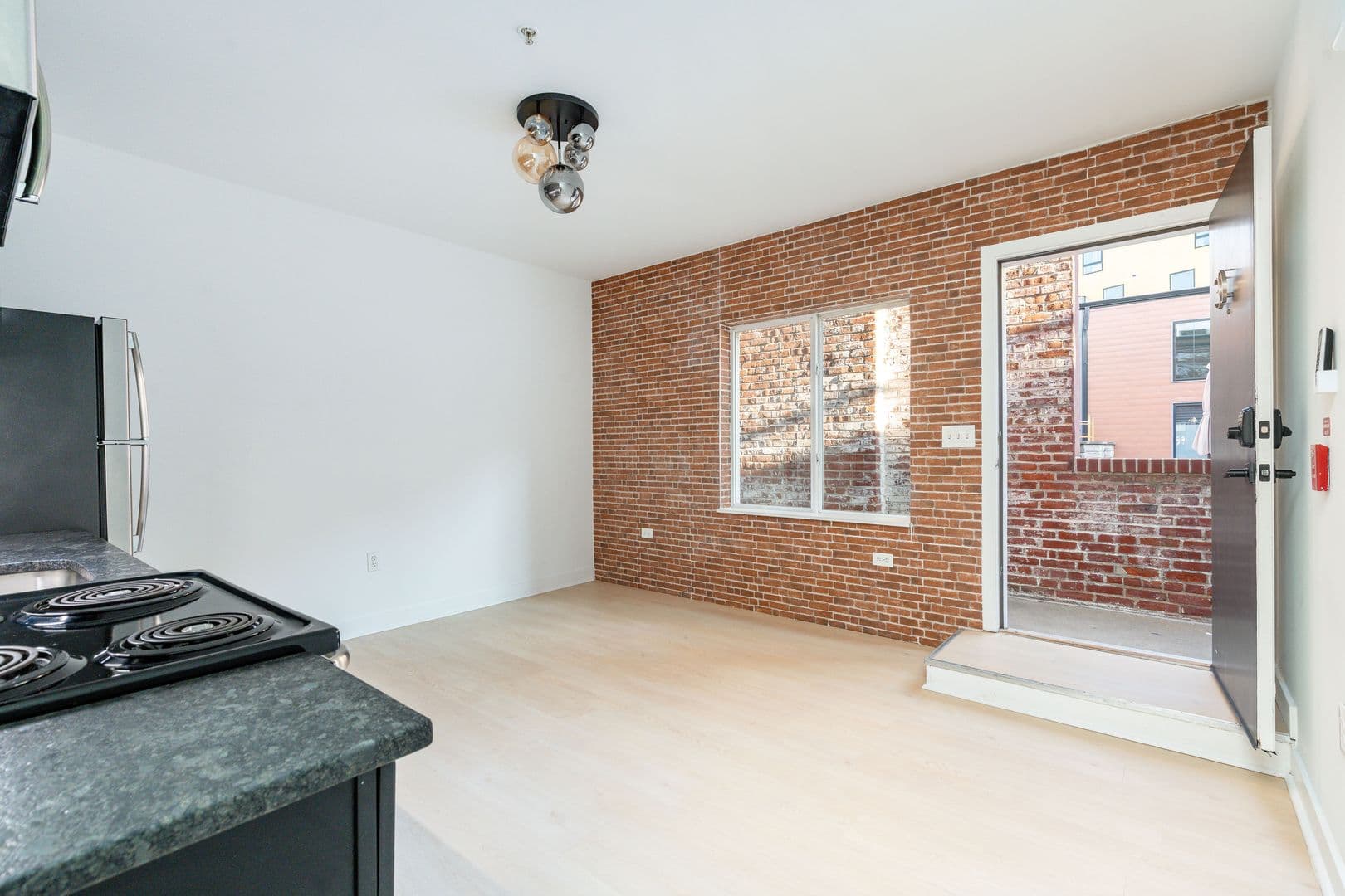 Philadelphia Apartment: 3003 W Glenwood Ave