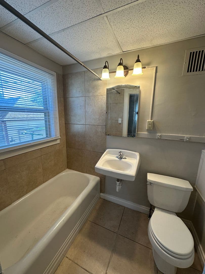 Cheyenne Apartment: 2915 Reed Ave