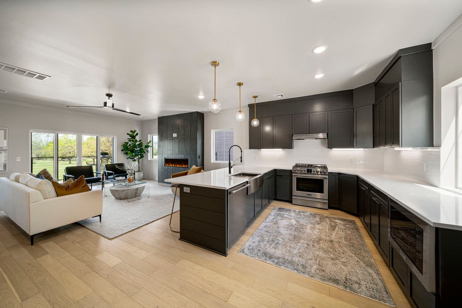 Tulsa Condo: 3769 S Riverside Drive