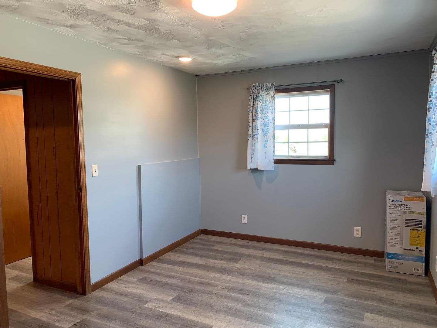 Collinsville House: 12334 N 177th E Ave