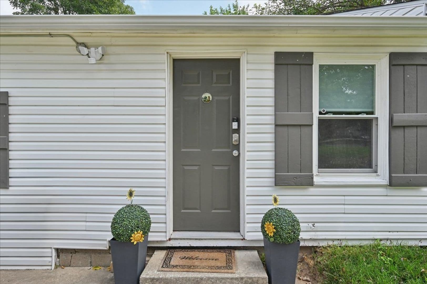 Tulsa House: 1103 E 39th St