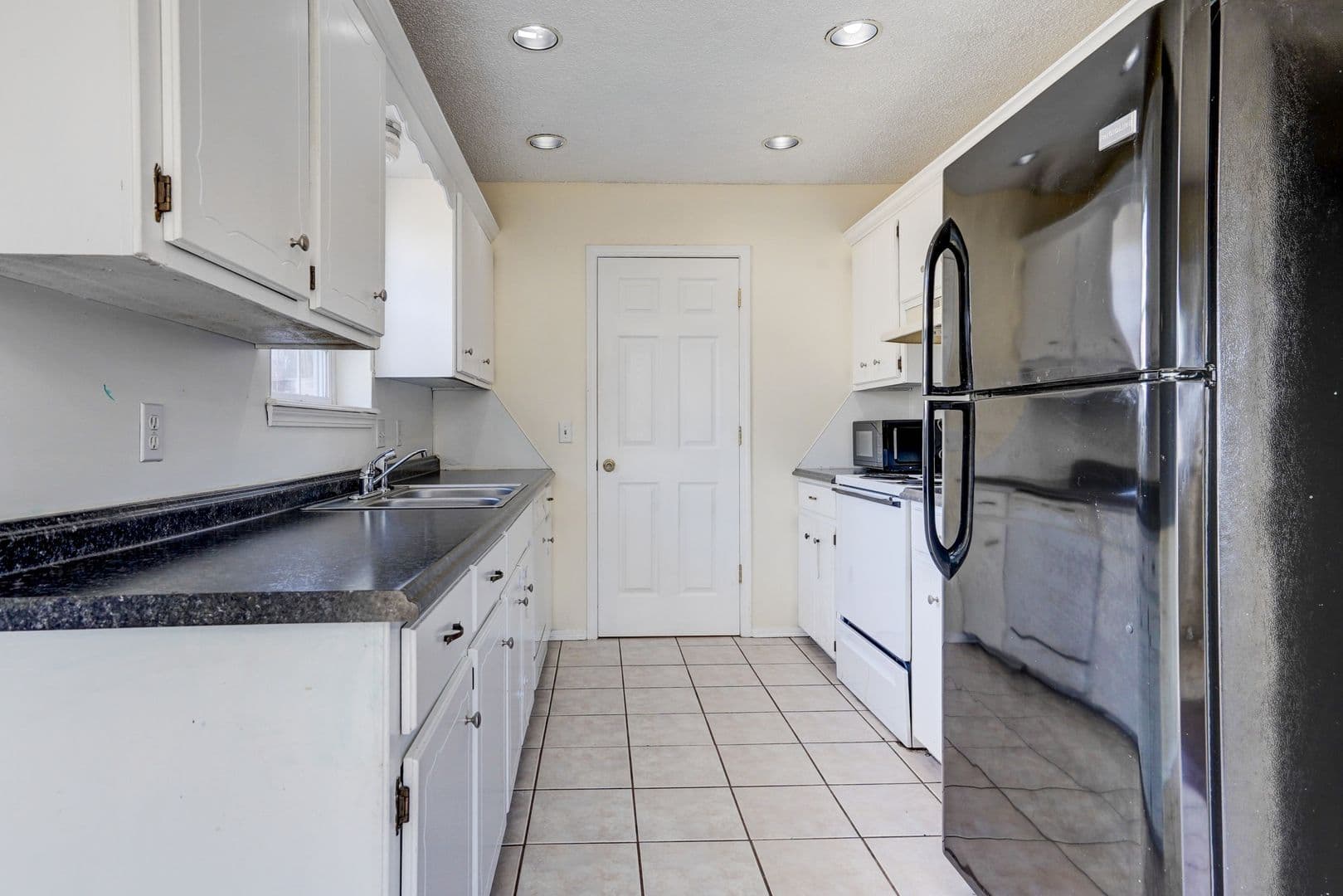 Tulsa House: 3206 S 148th Pl