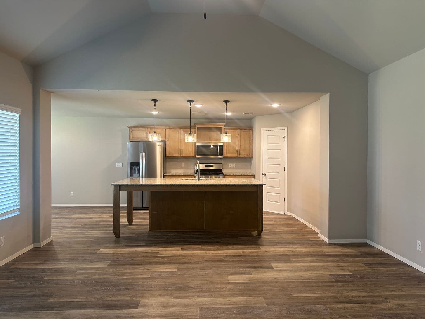 Collinsville House: 12407 N 132nd E Ave