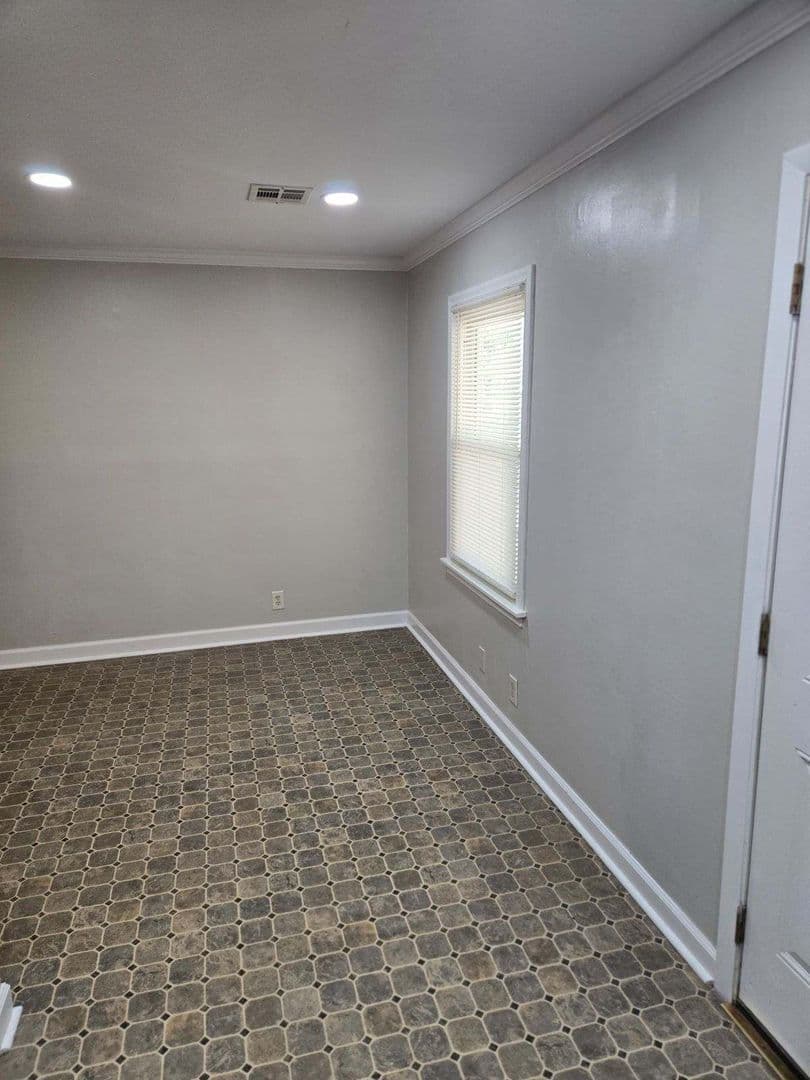 Tulsa House: 4740 S Boston Ave