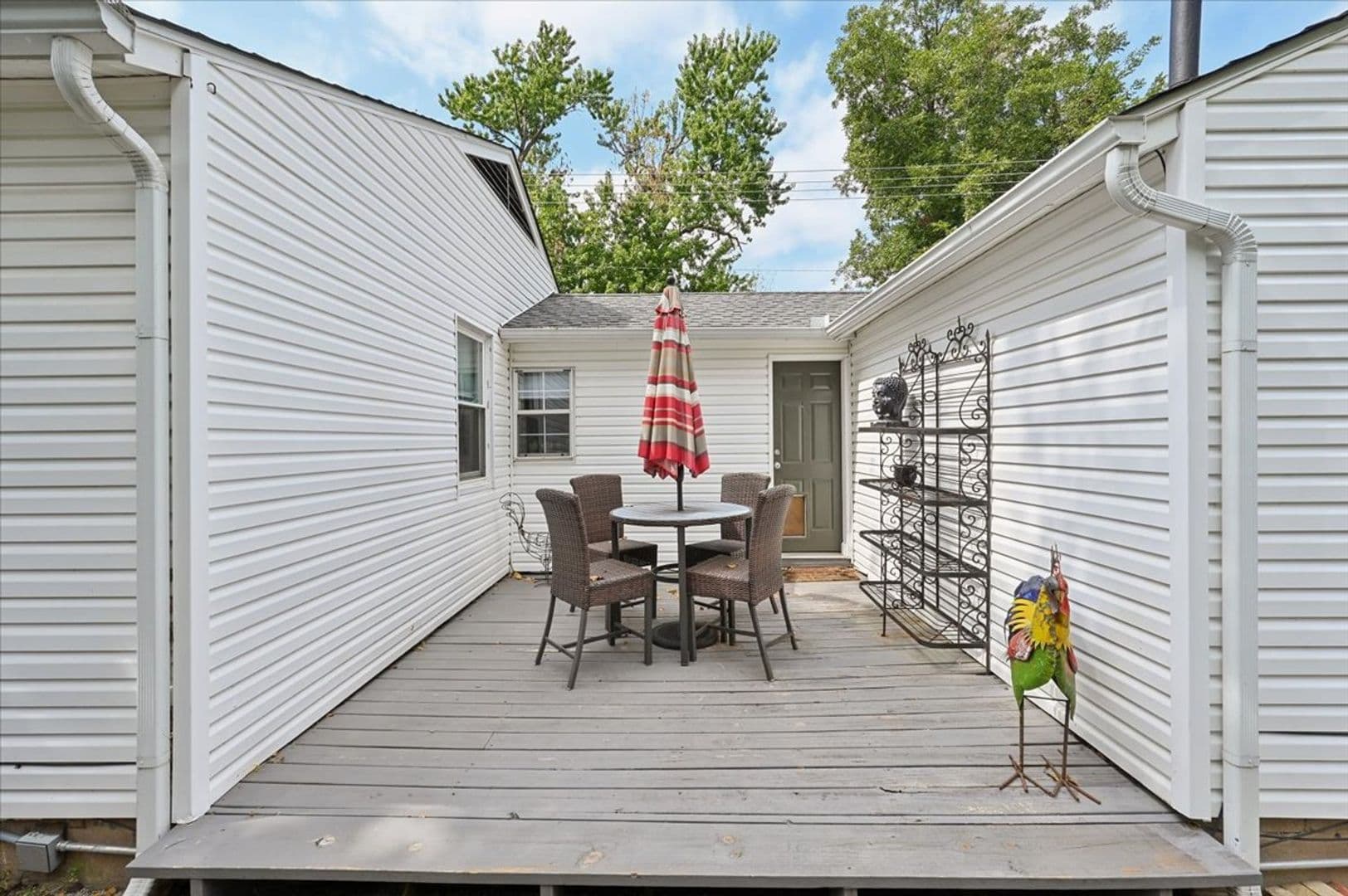 Tulsa House: 1103 E 39th St