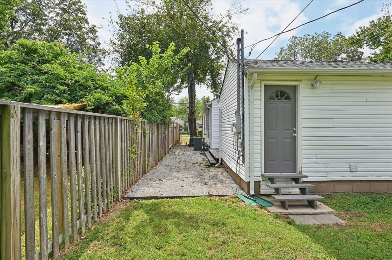 Tulsa House: 1103 E 39th St