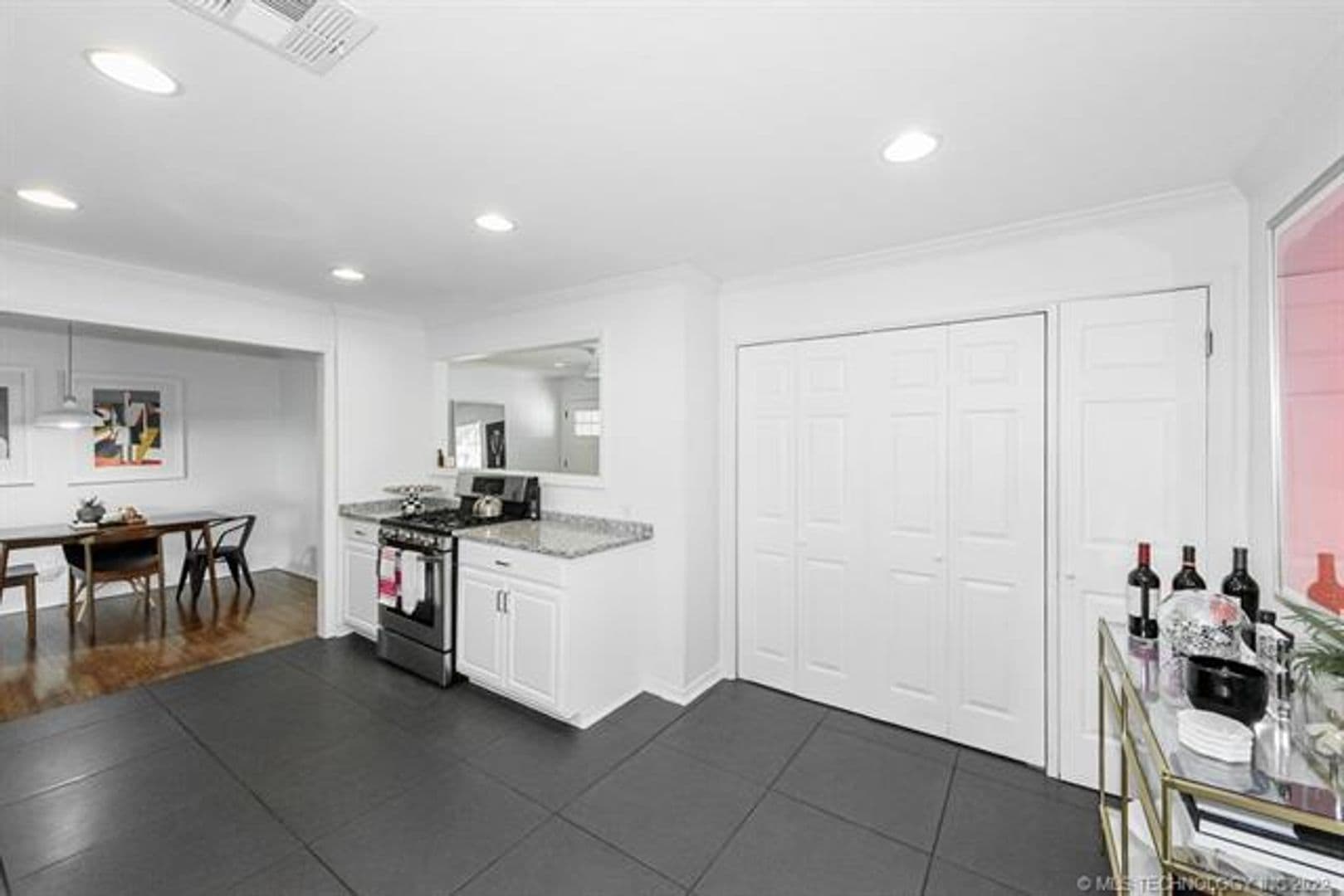 Tulsa House: 1123 E 38th Pl