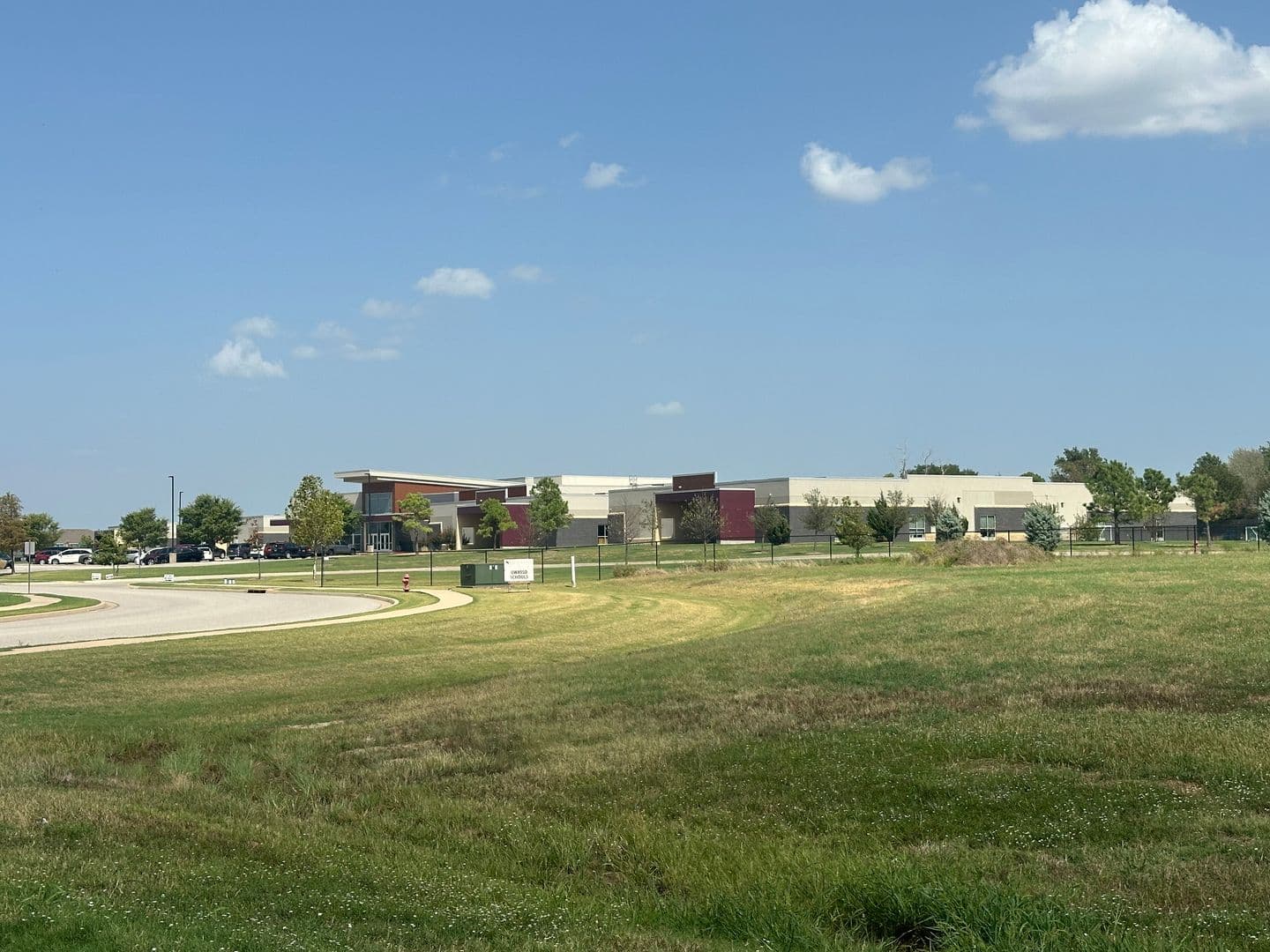 Collinsville House: 12407 N 132nd E Ave