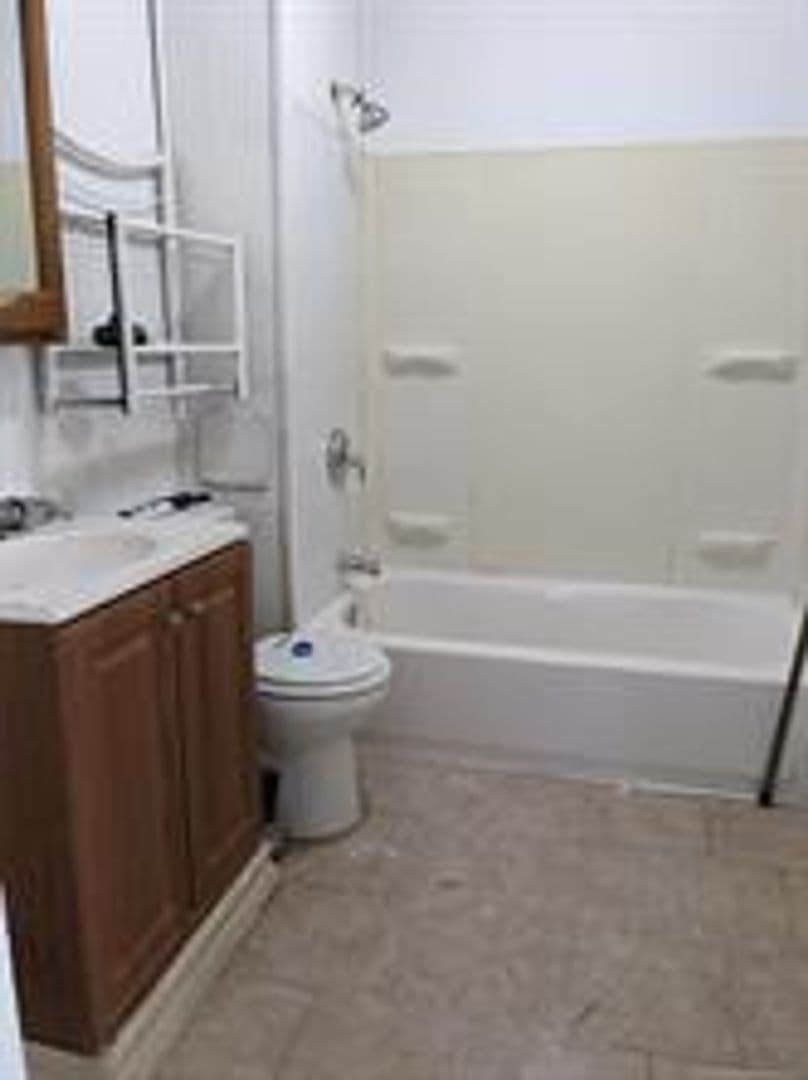 Tulsa House: 1126 S Wheeling Ave