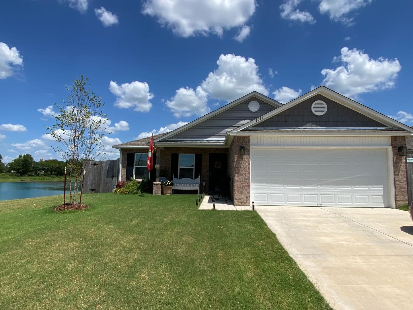 Coweta House: 11519 South 277th East Avenue