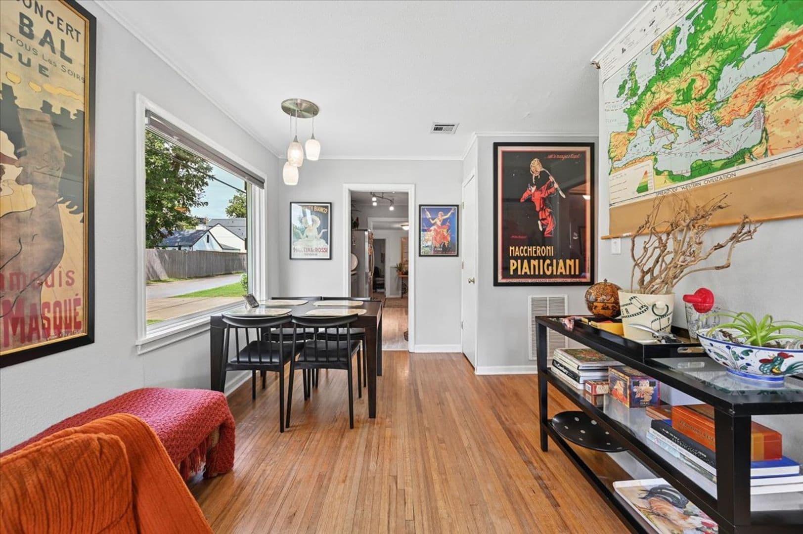 Tulsa House: 1103 E 39th St