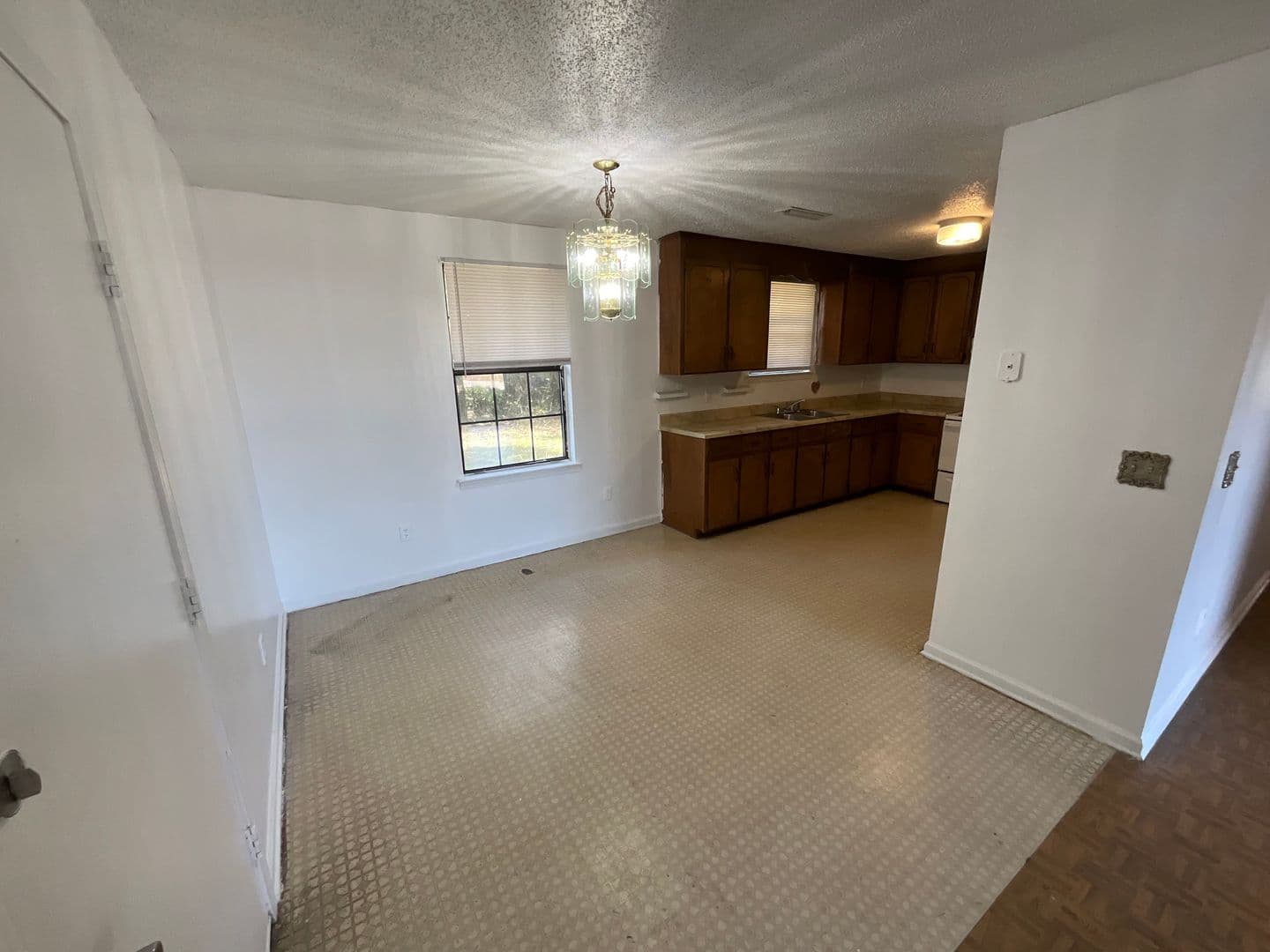 Marianna House: 4229 Village Court