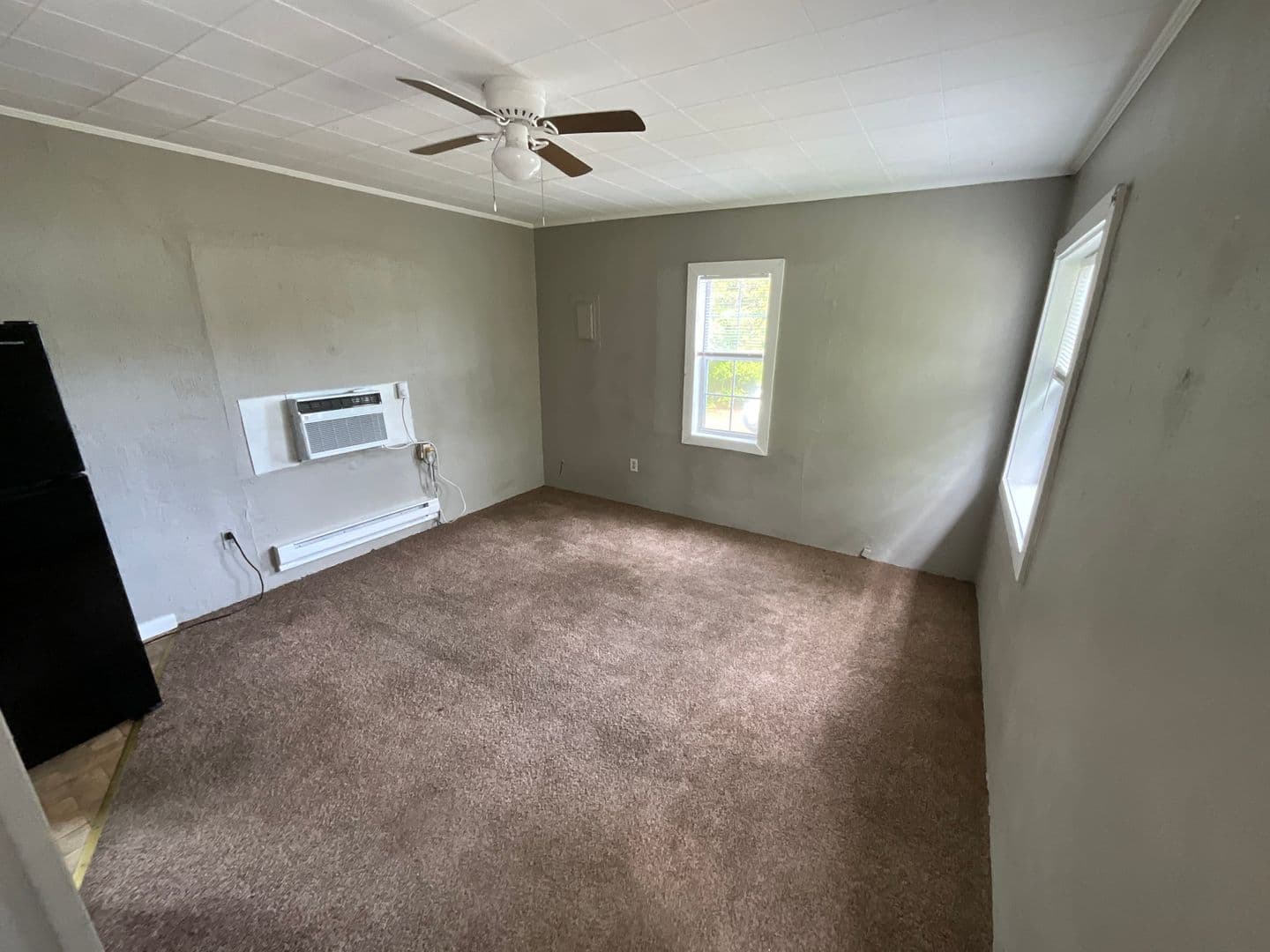 Bonifay House: 125 Hill Loop
