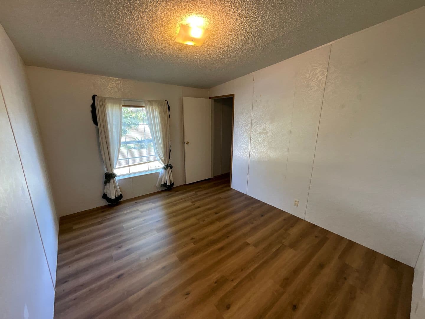 Marianna House: 4234 A Shamrock Road