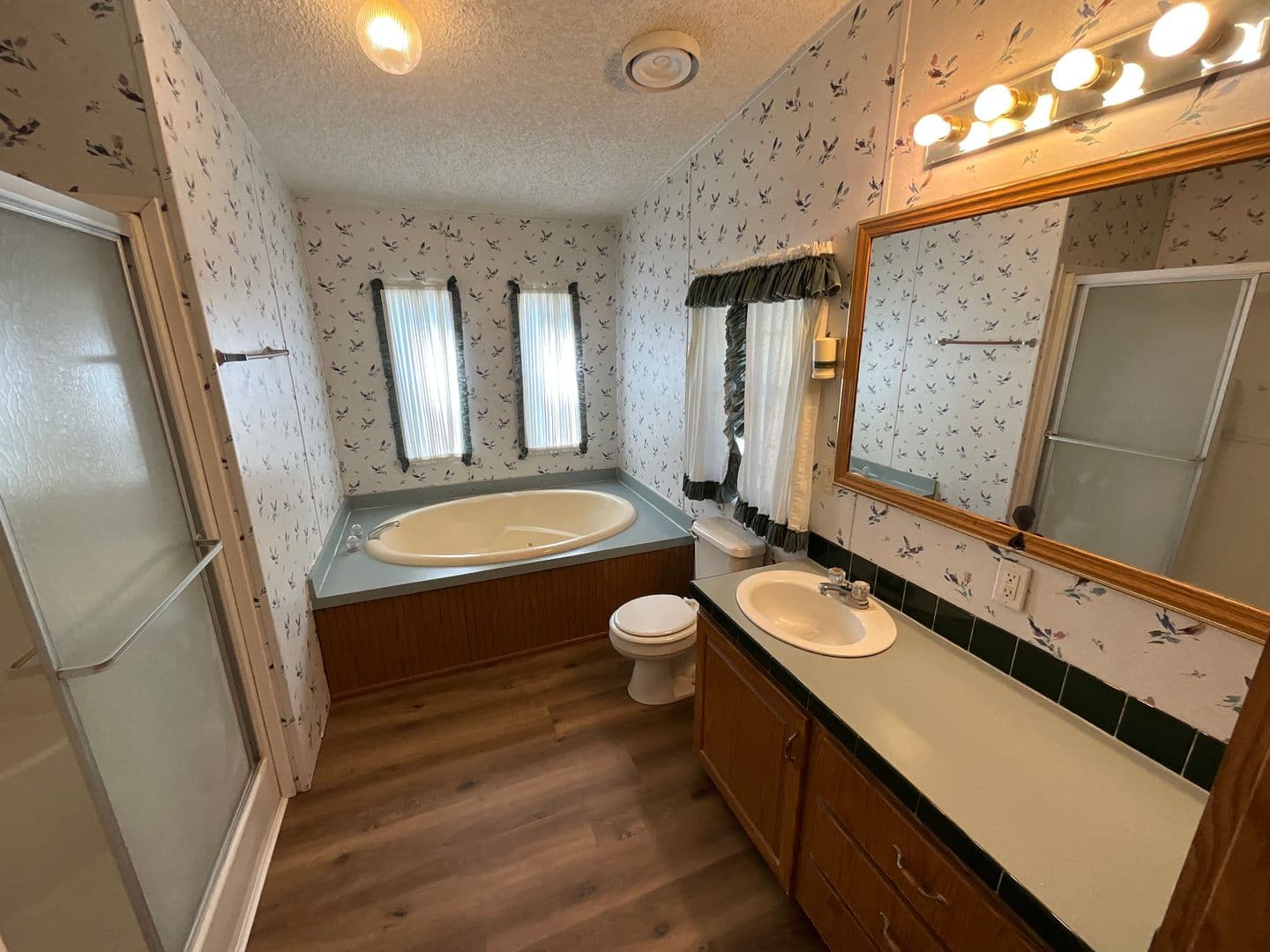 Marianna House: 4234 A Shamrock Road